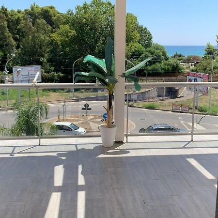ホテル Luxury House ヴィッラピアーナ エクステリア 写真